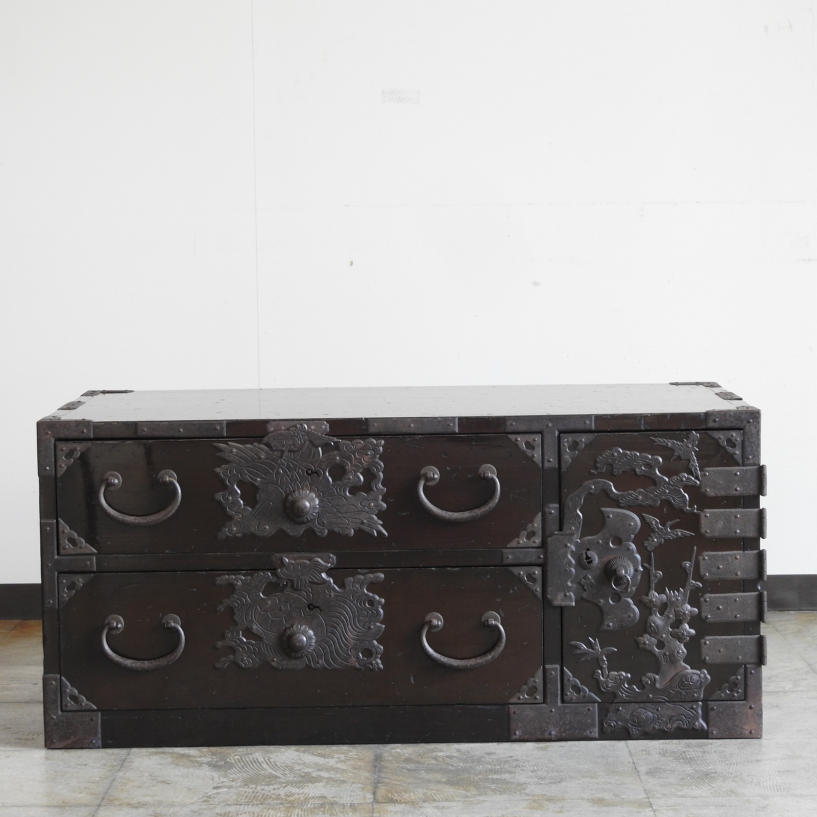 時代箪笥・和家具 / 道具屋ホリデイズ