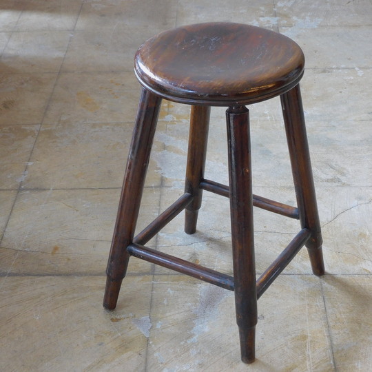 ⭐️1988年製⭐️アンティーク鉄脚スツール レトロ　丸椅子　花台　物置台 イス・アンティークチェア / 道具屋ホリデイズ