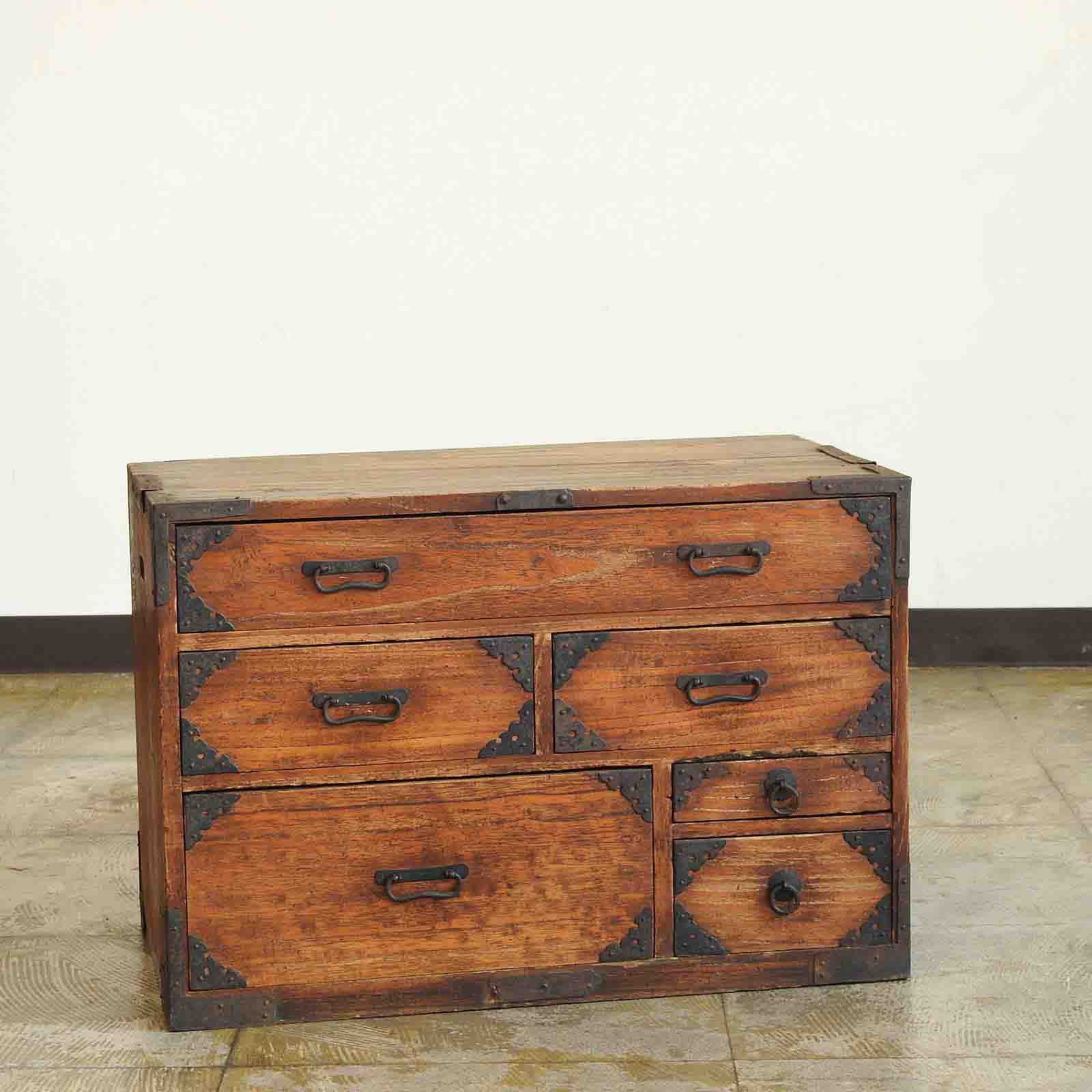時代箪笥・和家具 / 道具屋ホリデイズ